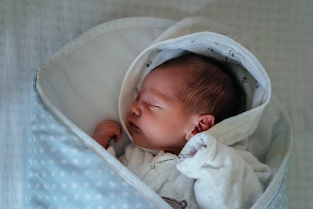 Essential Clothing for Newborns: What You Need from Day One